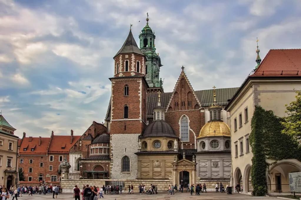 Ile kościołów jest na Starym Mieście w Krakowie? Zaskakujące liczby!