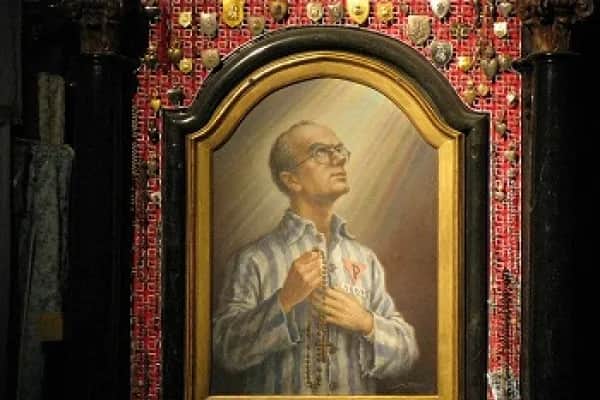 Dlaczego Maksymilian Kolbe został świętym? Historia męczeństwa i kanonizacji